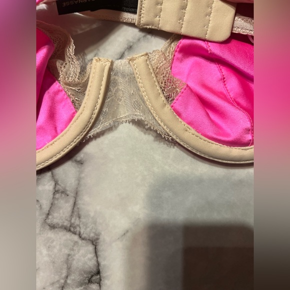 KIKI DE MONTPARNASSE Hot Pink Bra - Picture 3 of 7